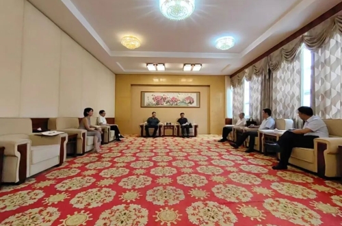 安徽省商务厅一级调研员吴义龙莅临润泰公司调研指导